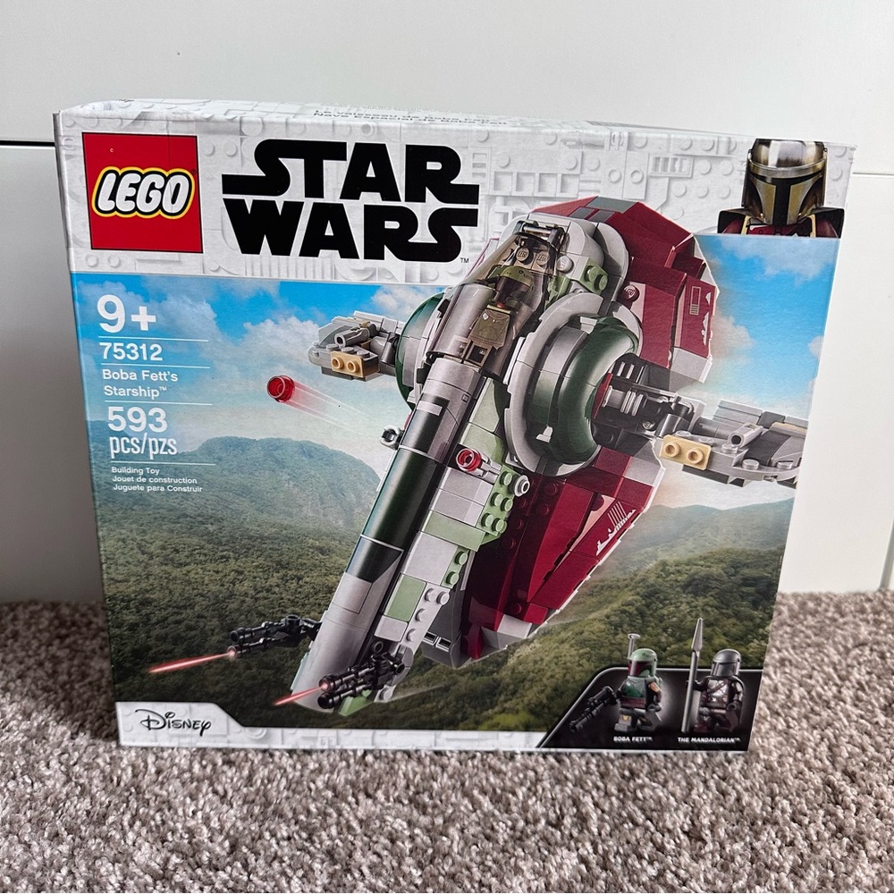 New in Box LEGO Star Wars Boba Fett Starship 75312